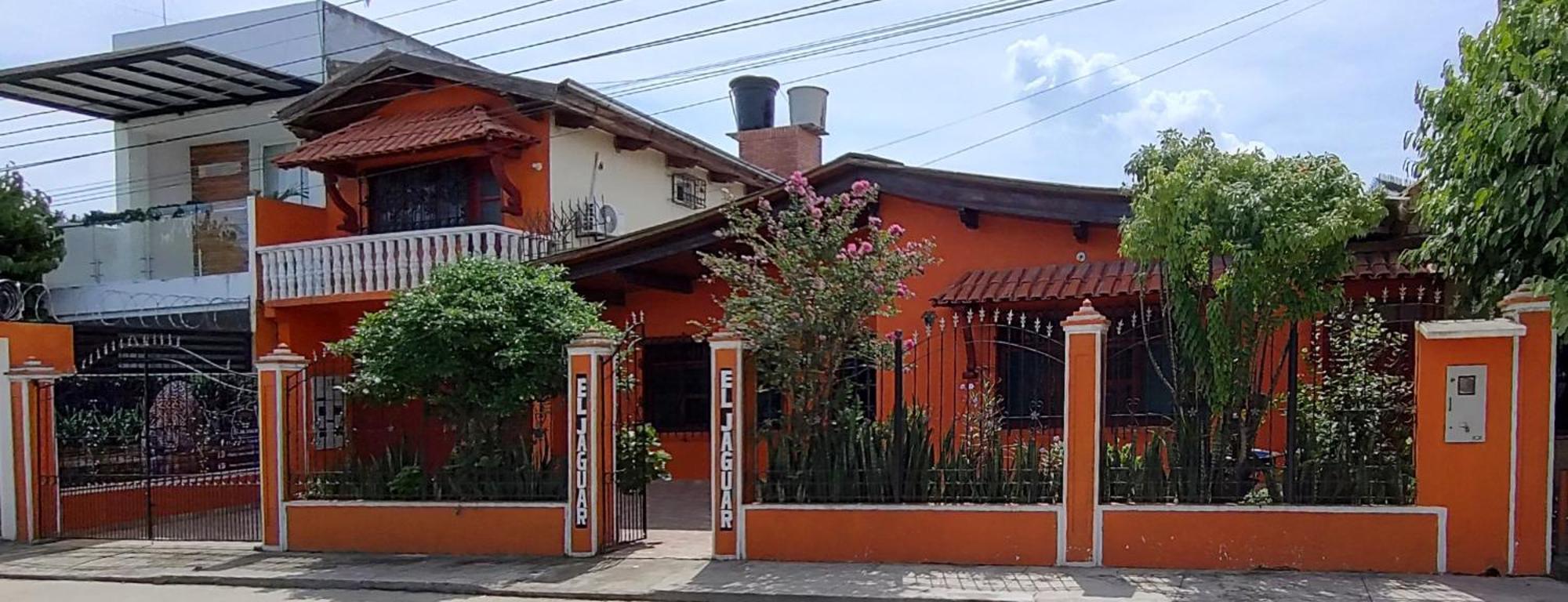 El Jaguar Casa Hotel Leticia Exterior foto
